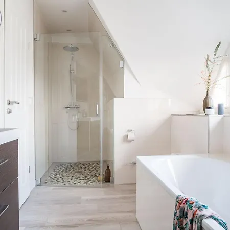 Casa de Férias Reetdachhaus In Bodstedt Mit Sauna Am Bodden Fuhlendorf (Mecklenburg-Vorpommern)