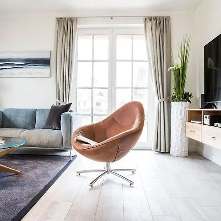 Reetdachhaus In Bodstedt Mit Sauna Am Bodden